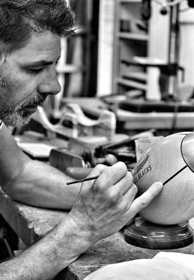 pierre armengaud ballon rugby en bois