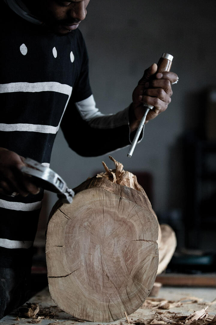 Boris Ndjantou Biome table bois sur mesure toulouse