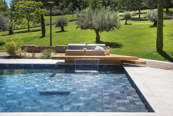 everblue piscine Lamillarié