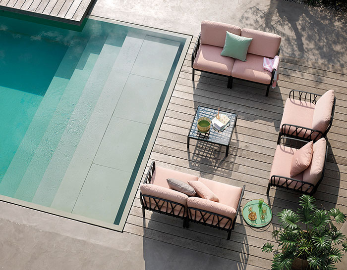 table assise chaise lounge luminaire canape exterieur jardin
