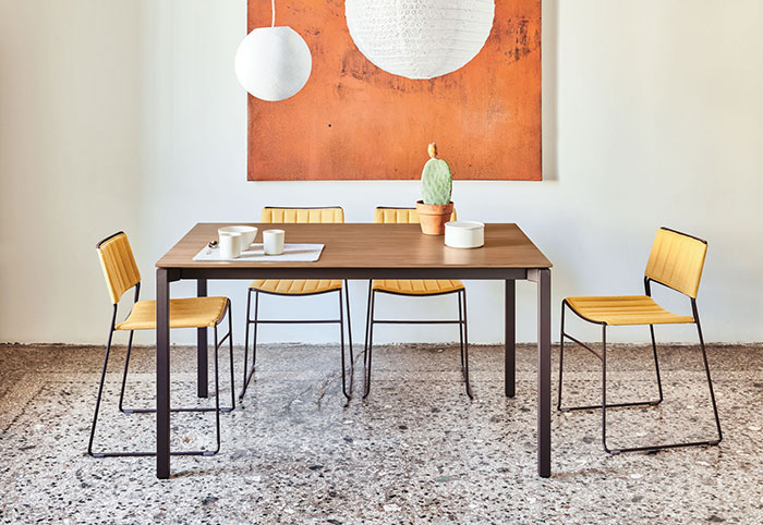 salle à manger colorée
